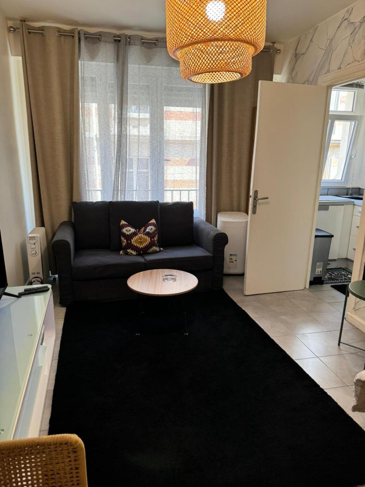 16 Apartment